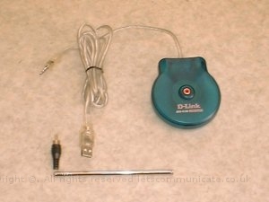 dlinkdru100usbfmradio.jpg - This is a DLink RD-100 FM radio