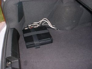 v2bootmounted3.jpg - As before v2 was installed in the boot completed with a quick removal system including Velcro, euro plugs and more. ( See v1 for details )