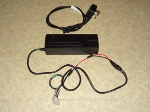 custompsu.jpg - To install the box I used a spare Molex connector and a 2 amp PSU I got with another ITX power board