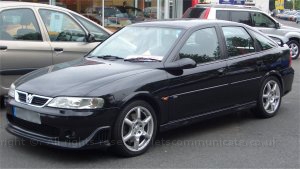 gsibside1.jpg - The GSI B at the Nissan dealers when I went to view it for the first time