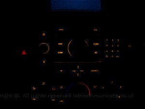 vectracoemhead11.jpg - A picture from my Vectra C SRi XP photo shoot ( The OEM Sat Nav System at night )