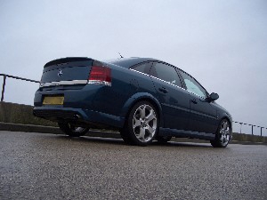 Follow the Vauxhall Vectra Carputer / CarPC Project through the highs and lows. Ideal for those looking at a simular MP3 GPS multimedia system for their car - Carputer project computer in-car Car-Puter car-pc car pc multimedia system mp3 dvd vcd svcd video games sound xenarc 700ts 7 inch touchscreen mini itx case winamp talisman invertor inverter usb ups welcome wireless LAN network VIA eden C3